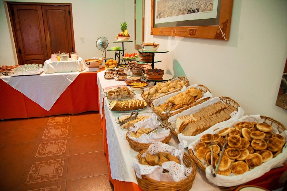 קאפאייט Hotel Asturias מראה חיצוני תמונה