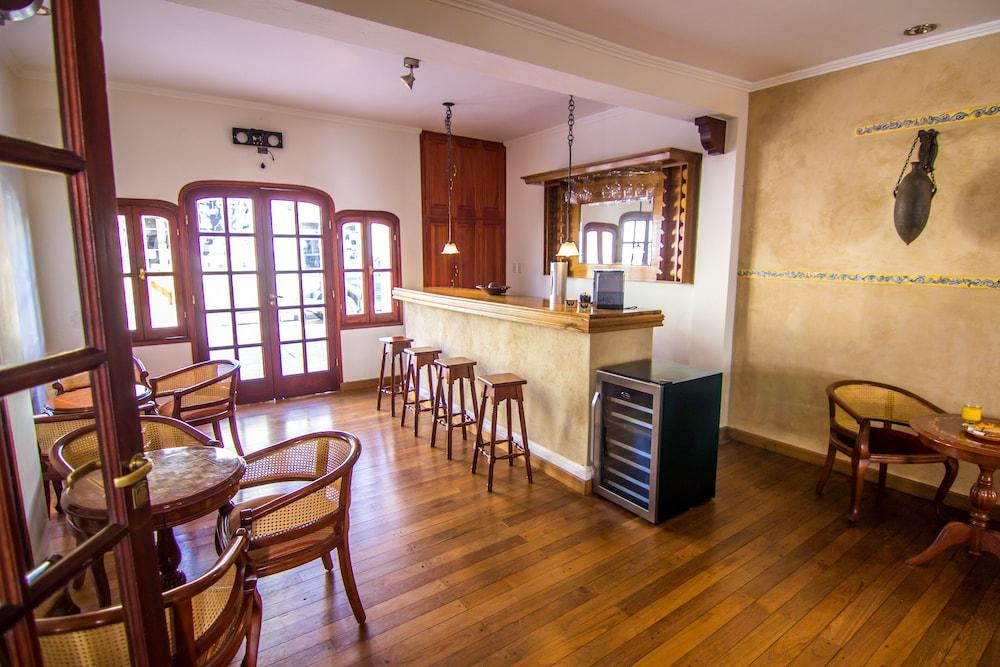 קאפאייט Hotel Asturias מראה חיצוני תמונה